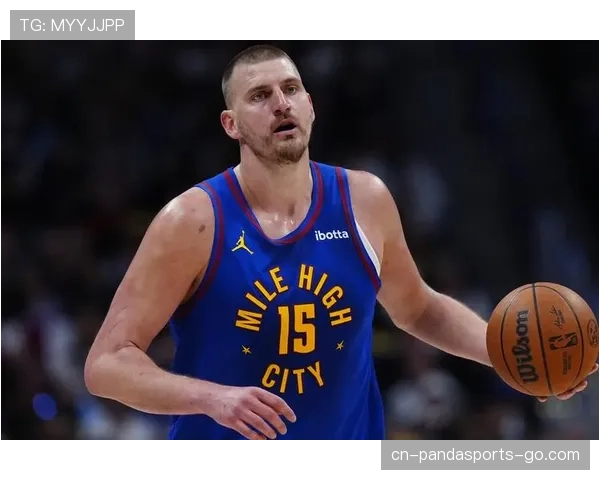 扬尼斯篮下单打压制约基奇效率更高